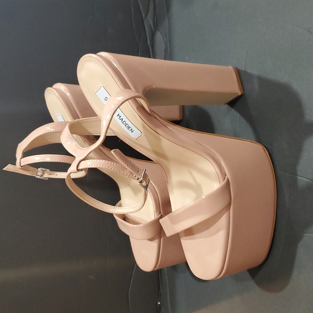 Steve Madden Julien nude patent sky high ankle strap‎ chunky platform heels new